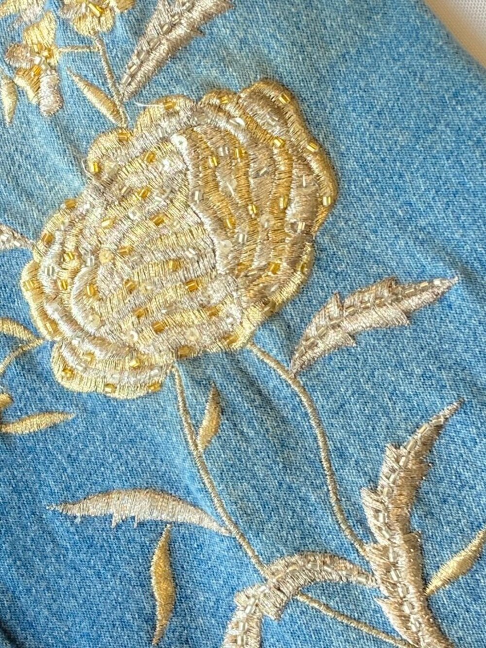 Cache Vintage VTG Embroidered Beaded Bootcut Jeans Womens 6 Blue Denim - Picture 5 of 14